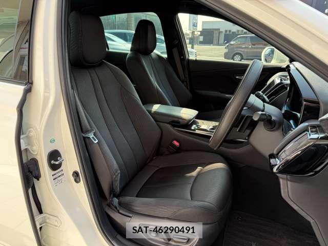 Toyota CROWN SEDAN 2018-11 6715914-19