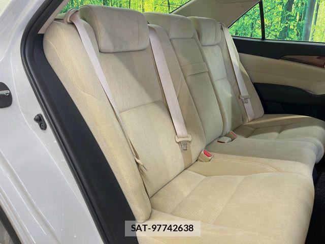 Toyota CROWN SEDAN 2014-02 6715915-9