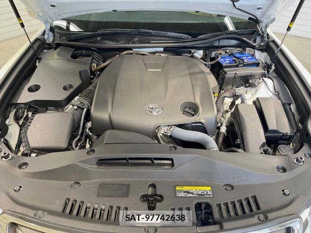 Toyota CROWN SEDAN 2014-02 6715915-18