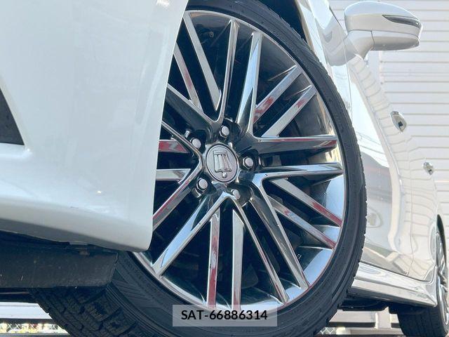 Toyota CROWN SEDAN 2013-12 6715916-15