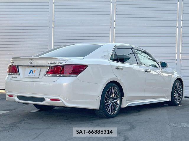 Toyota CROWN SEDAN 2013-12 6715916-19