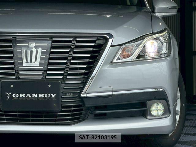 Toyota CROWN SEDAN 2015-03 6751124-18