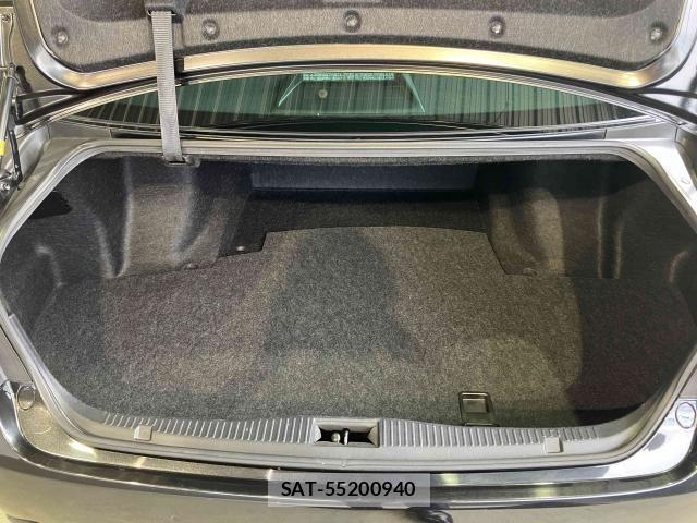 Toyota CROWN SEDAN 2016-08 6790806-18