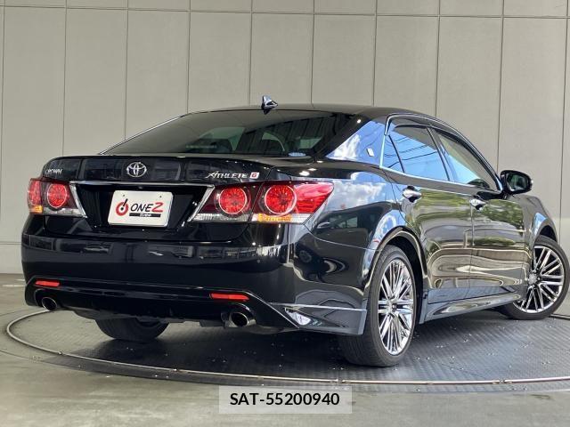 Toyota CROWN SEDAN 2016-08 6790806-1