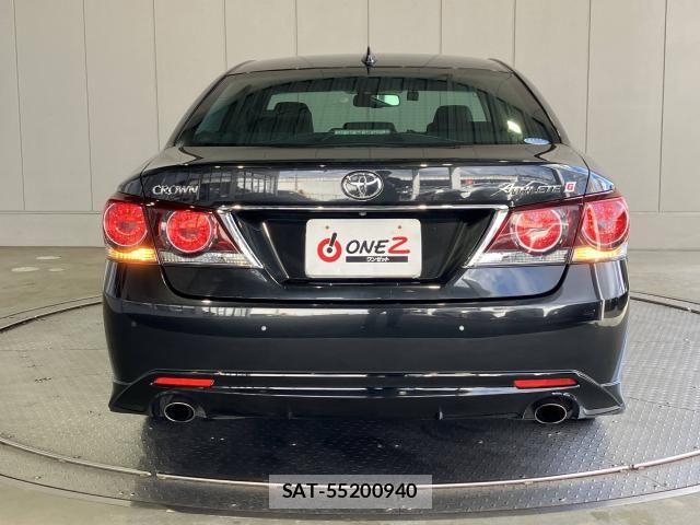 Toyota CROWN SEDAN 2016-08 6790806-24