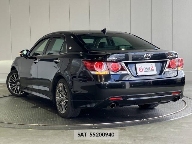 Toyota CROWN SEDAN 2016-08 6790806-25