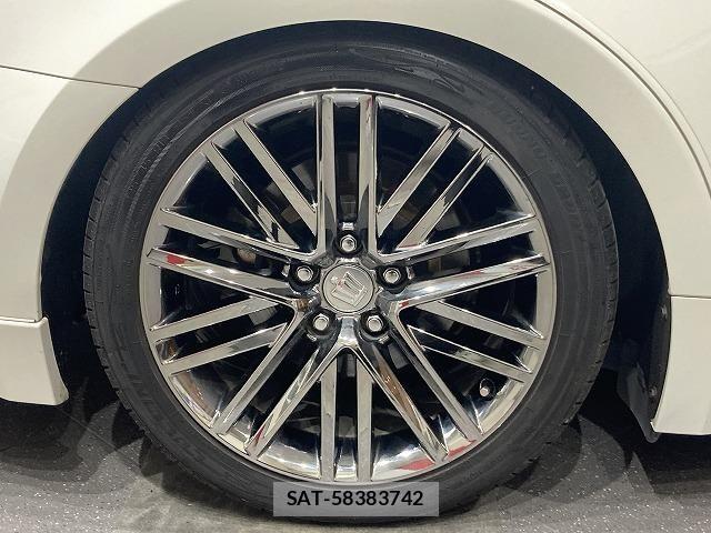 Toyota CROWN SEDAN 2016-03 6790811-11