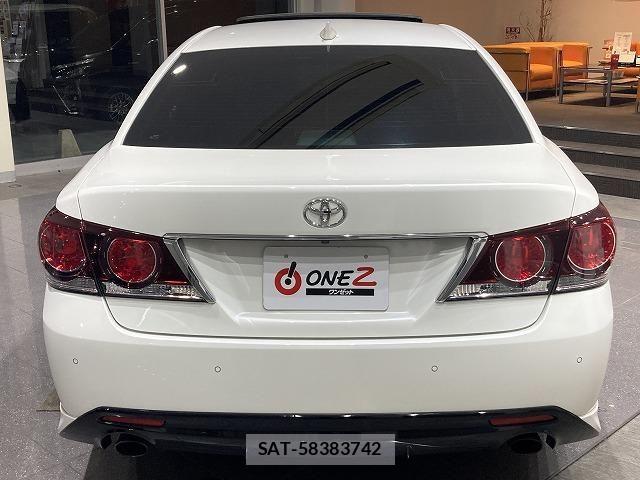 Toyota CROWN SEDAN 2016-03 6790811-12