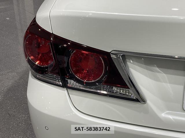 Toyota CROWN SEDAN 2016-03 6790811-15