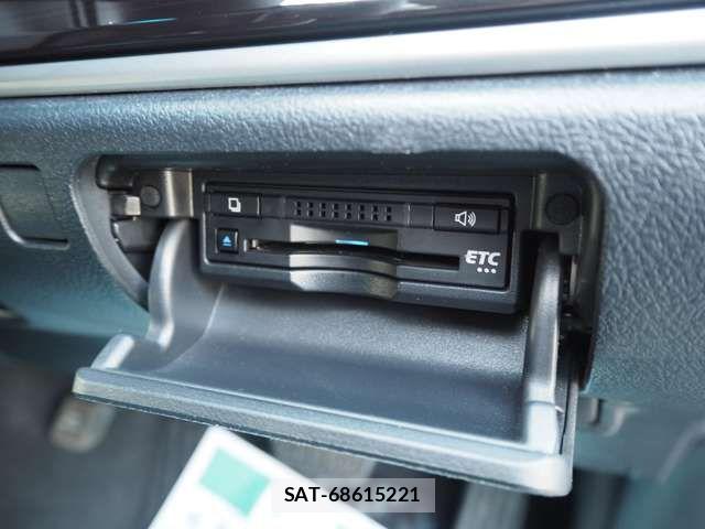 Toyota CROWN SEDAN 2015-11 6790814-15