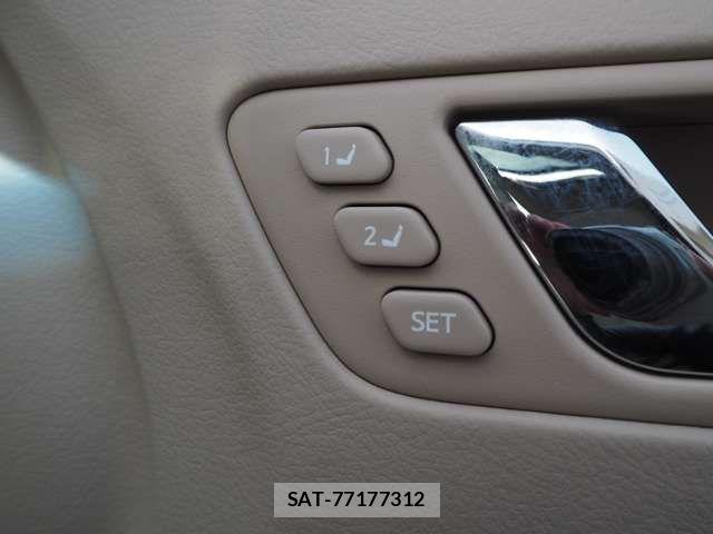 Toyota CROWN SEDAN 2012-07 6790827-16