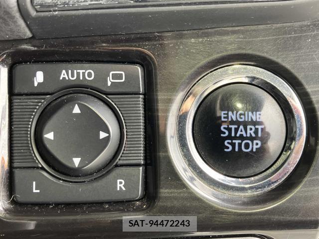 Toyota CROWN SEDAN 2016-12 6790826-15