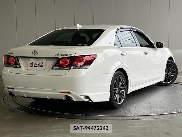 Toyota CROWN SEDAN 2016-12 6790826-27