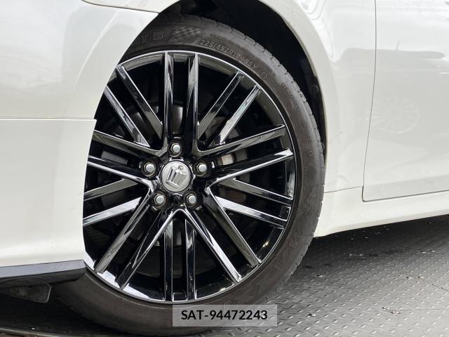 Toyota CROWN SEDAN 2016-12 6790826-2