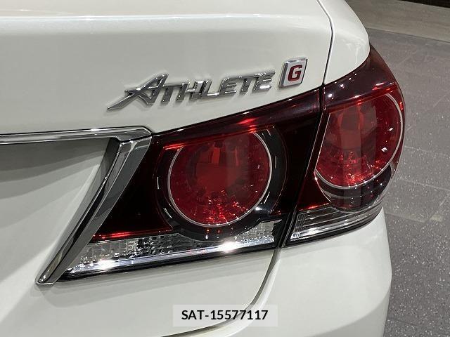 Toyota CROWN SEDAN 2017-04 6790807-17