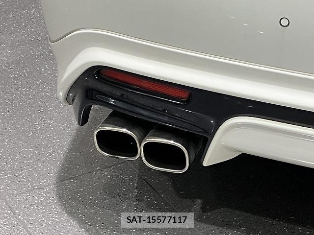 Toyota CROWN SEDAN 2017-04 6790807-19