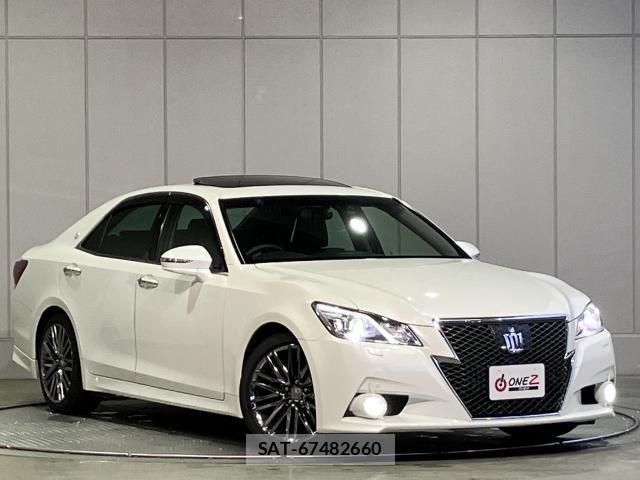 Toyota CROWN SEDAN 2014-12 6790812-22