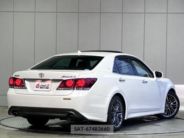 Toyota CROWN SEDAN 2014-12 6790812-25