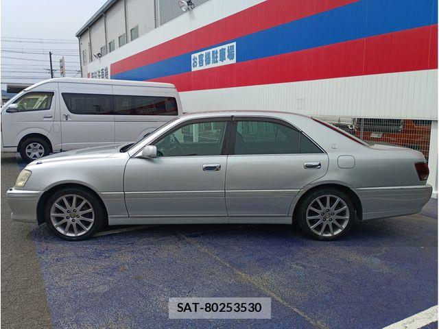 Toyota CROWN SEDAN 2003-11 6790830-3
