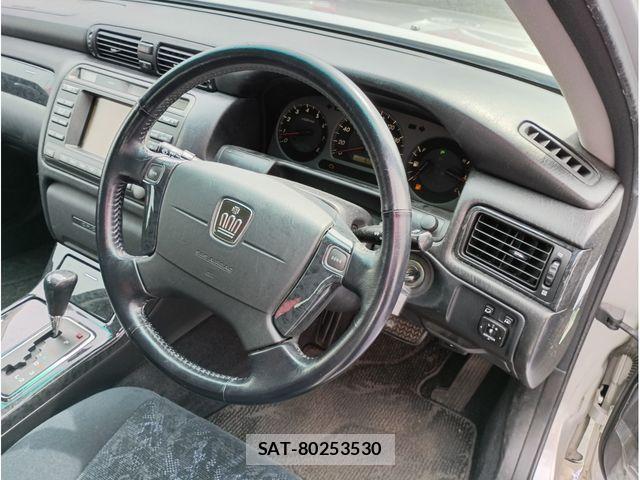 Toyota CROWN SEDAN 2003-11 6790830-8