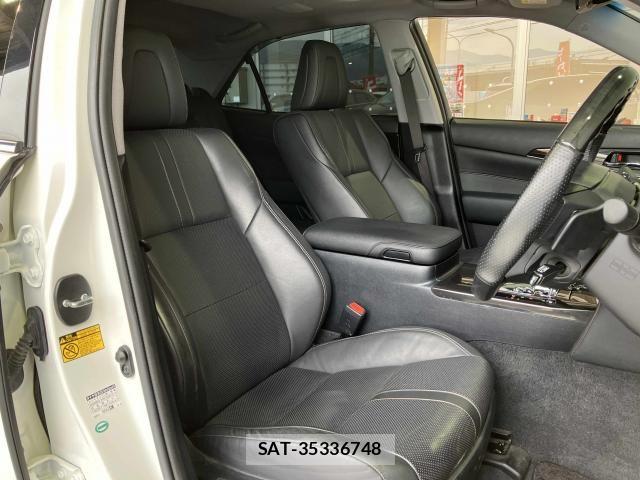 Toyota CROWN SEDAN 2014-10 6790810-14