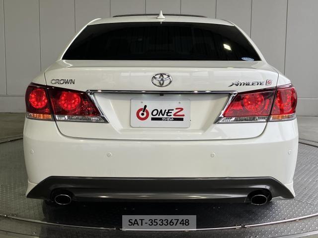 Toyota CROWN SEDAN 2014-10 6790810-23
