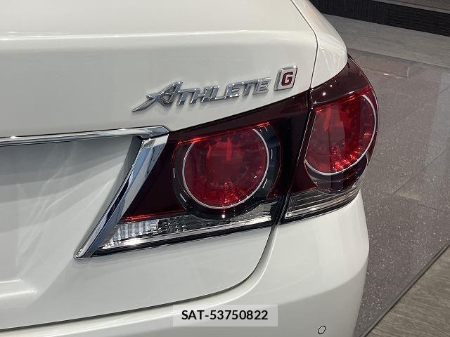 Toyota CROWN SEDAN 2015-11 6790813-16