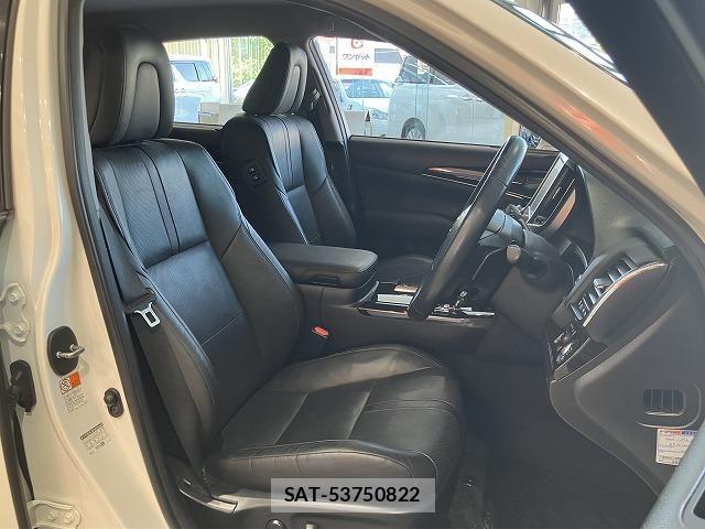 Toyota CROWN SEDAN 2015-11 6790813-24