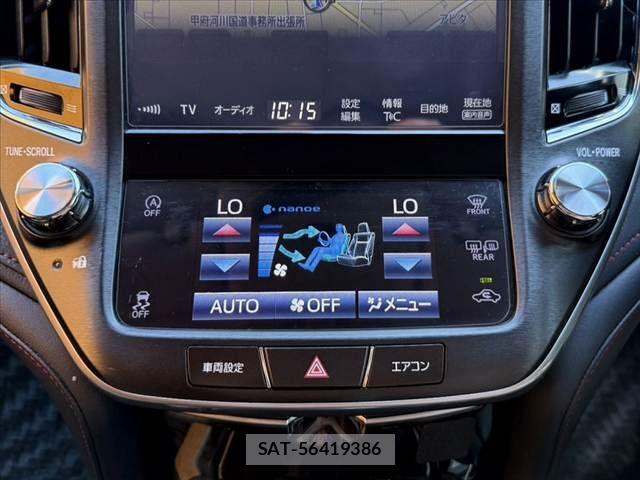 Toyota CROWN SEDAN 2017-01 6814372-26