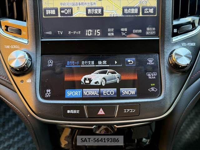 Toyota CROWN SEDAN 2017-01 6814372-27