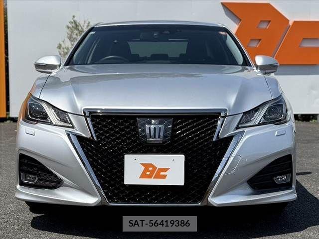 Toyota CROWN SEDAN 2017-01 6814372-8