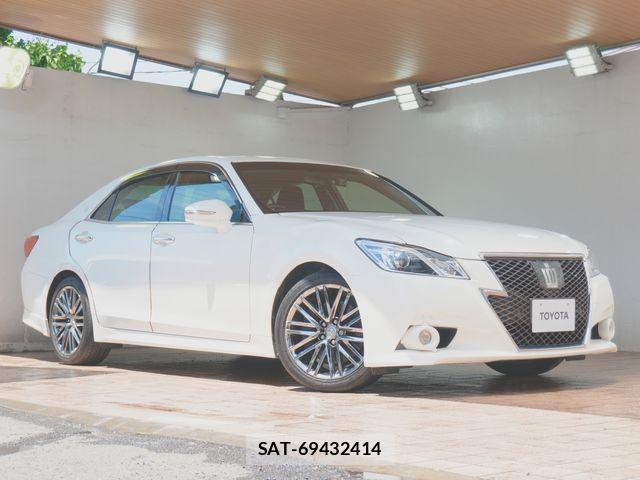 Toyota CROWN SEDAN 2013-12 6814373-0