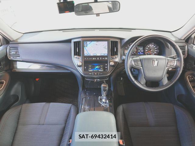 Toyota CROWN SEDAN 2013-12 6814373-1