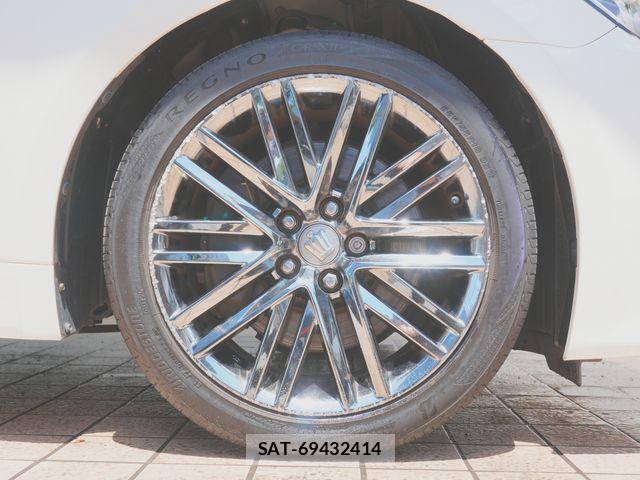 Toyota CROWN SEDAN 2013-12 6814373-26