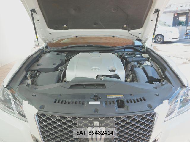 Toyota CROWN SEDAN 2013-12 6814373-27