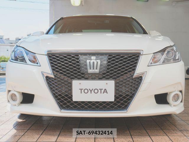 Toyota CROWN SEDAN 2013-12 6814373-8
