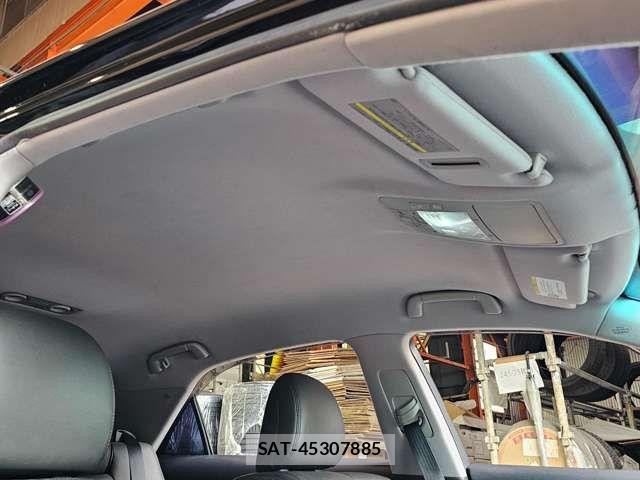 Toyota CROWN SEDAN 2012-01 6814377-17