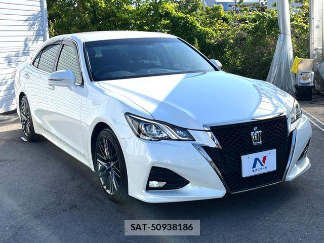 Toyota CROWN SEDAN 2016-11 6903623-15