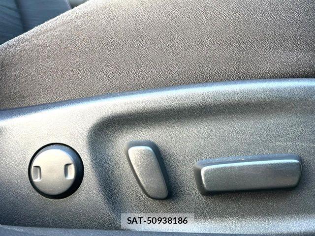 Toyota CROWN SEDAN 2016-11 6903623-4