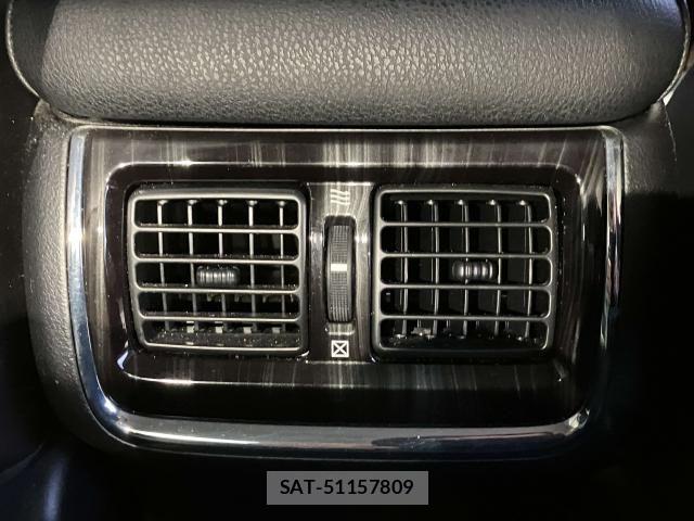 Toyota CROWN SEDAN 2017-09 6903624-19