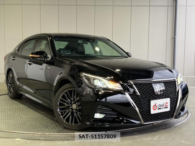Toyota CROWN SEDAN 2017-09 6903624-23