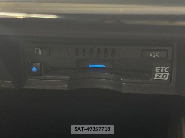 Toyota CROWN SEDAN 2018-06 6903619-6