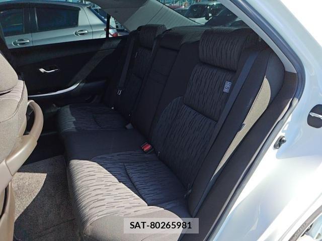 Toyota CROWN SEDAN 2012-05 6903627-22