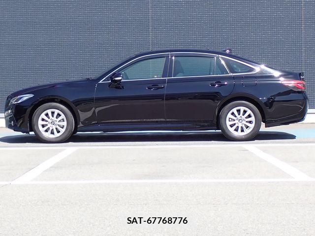 Toyota CROWN SEDAN 2019-08 6992729-17