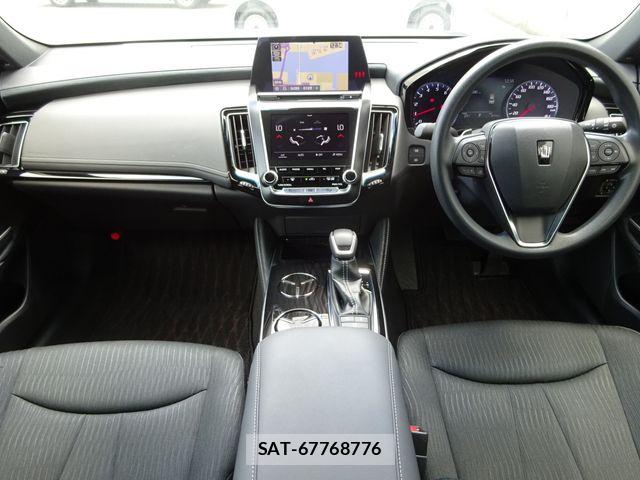 Toyota CROWN SEDAN 2019-08 6992729-1