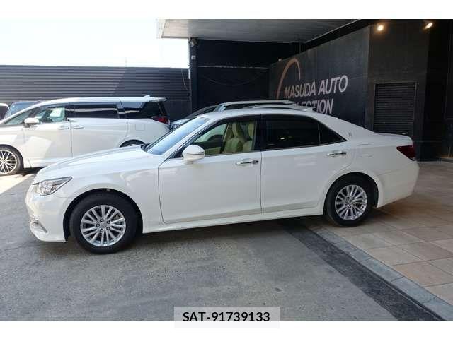 Toyota CROWN SEDAN 2016-09 7020244-3