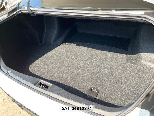 Toyota CROWN SEDAN 2016-10 7020245-10