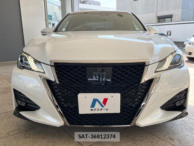 Toyota CROWN SEDAN 2016-10 7020245-14
