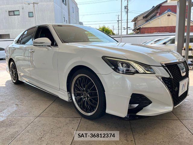 Toyota CROWN SEDAN 2016-10 7020245-16