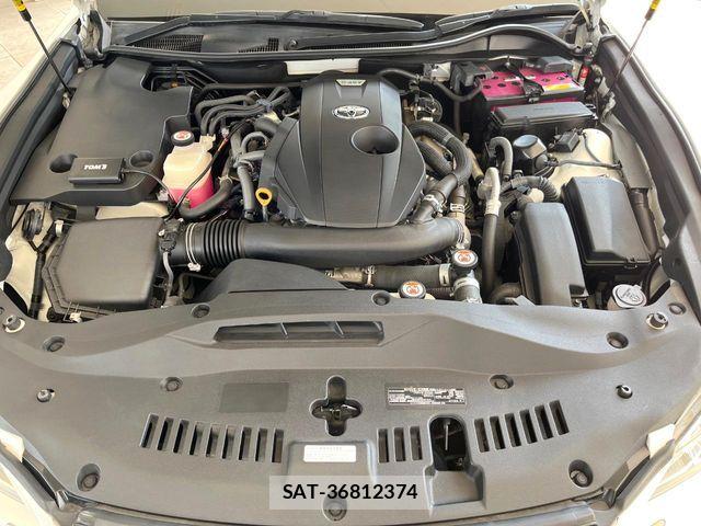 Toyota CROWN SEDAN 2016-10 7020245-18